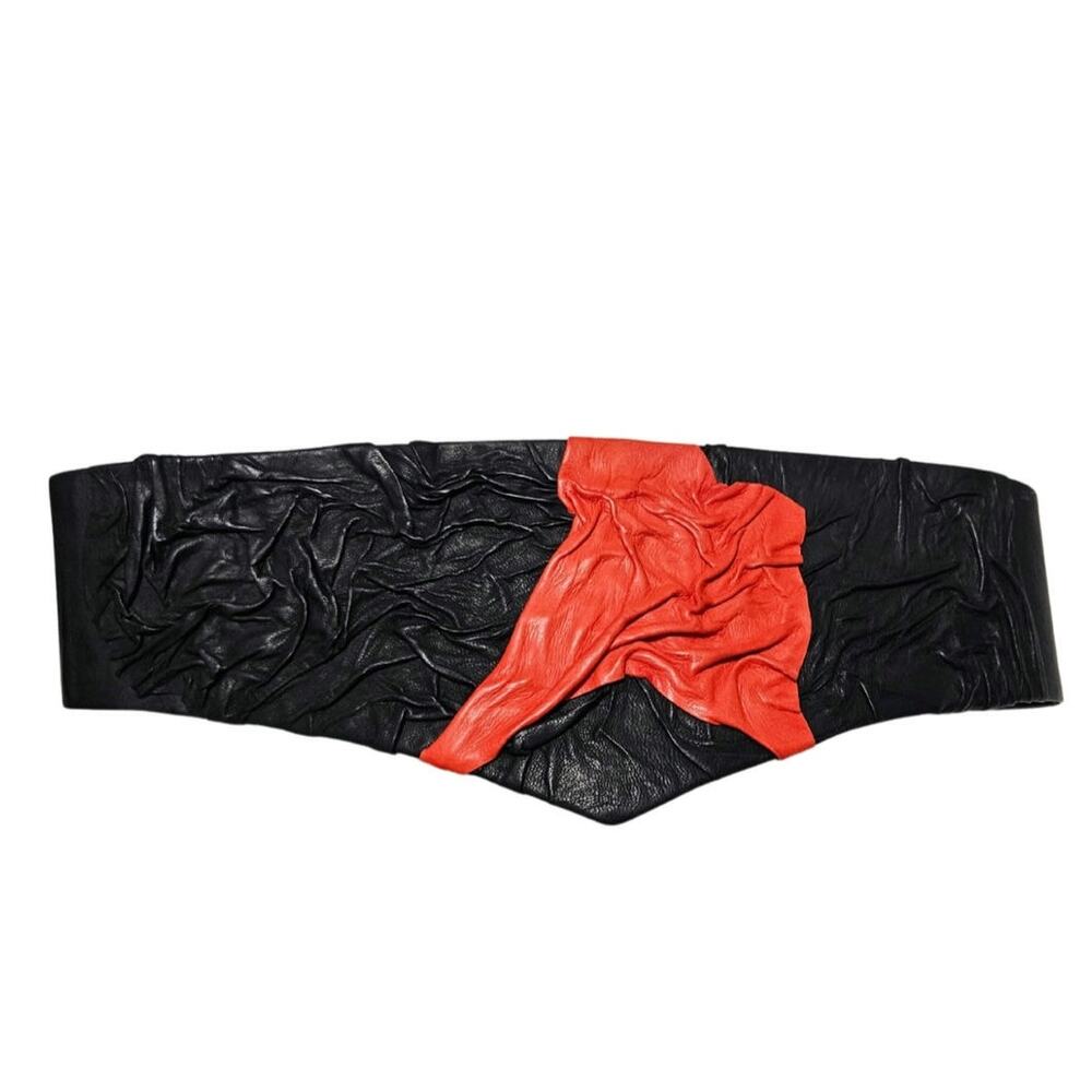 1980s Repoussage Leather Design in Black Red Cinching Belt Size Small